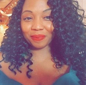 Meet your Posher, Deshonna